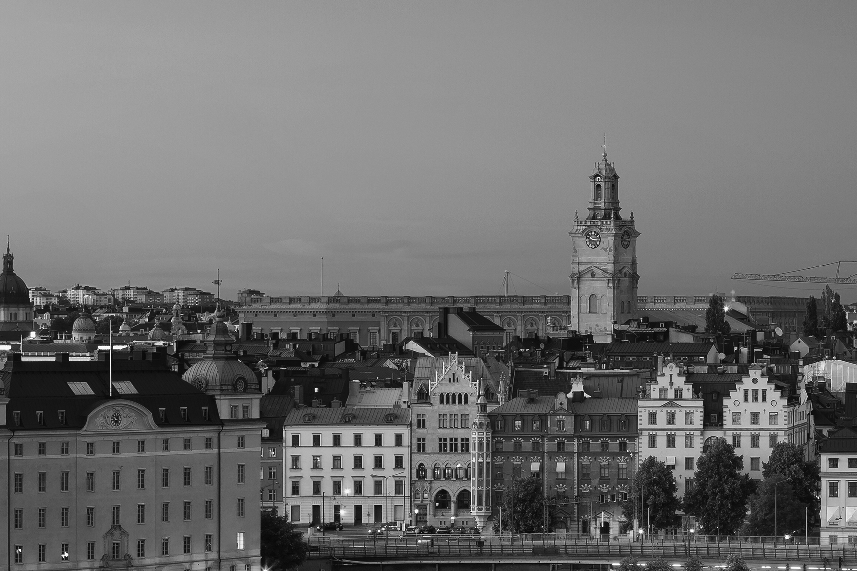 start_image_slide_3000px_greyscale